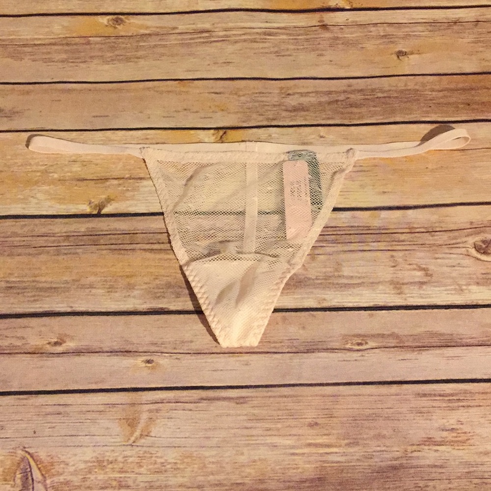 NWT Victoria’s Secret Mesh Light Pink Thong